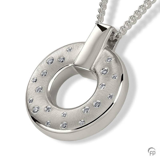 Ashanger met zirkonia's