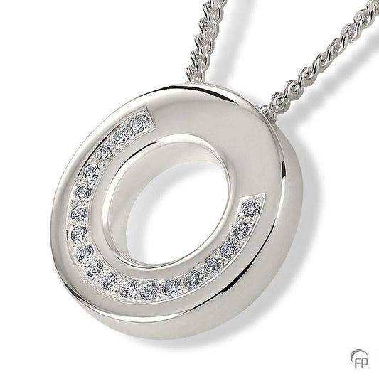 Ashanger met zirkonia's