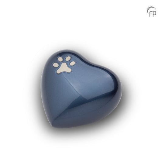 Deze orginele metalen mini urn is gemaakt van hoogwaardige materialen zoals messing en aluminium, voorzien van een laklaag.