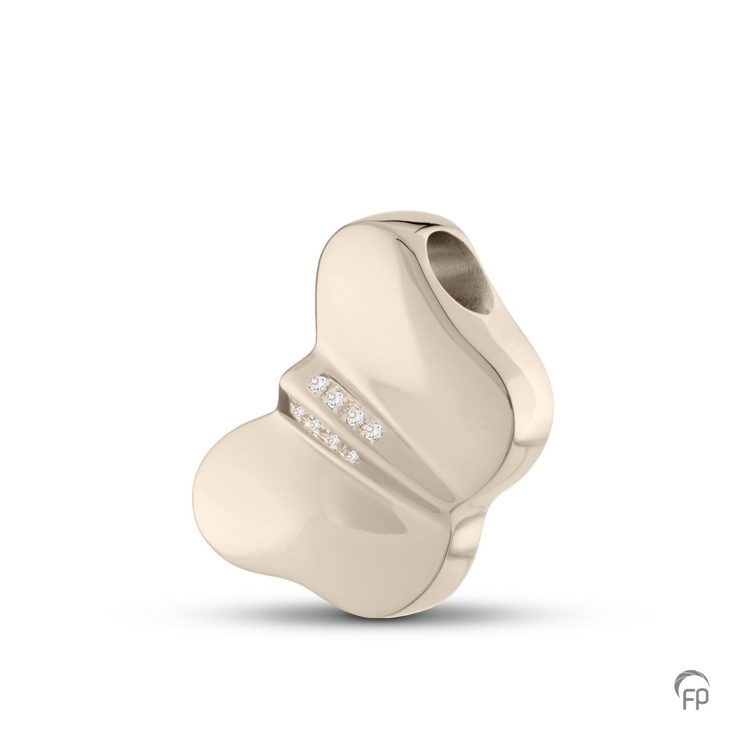 Vlinder hanger, in zilver uitgevoerd met zirkonia's, in goud met diamanten. De ashangers uit deze collectie gedenksieraden zijn eenvoudig zelf te vullen.