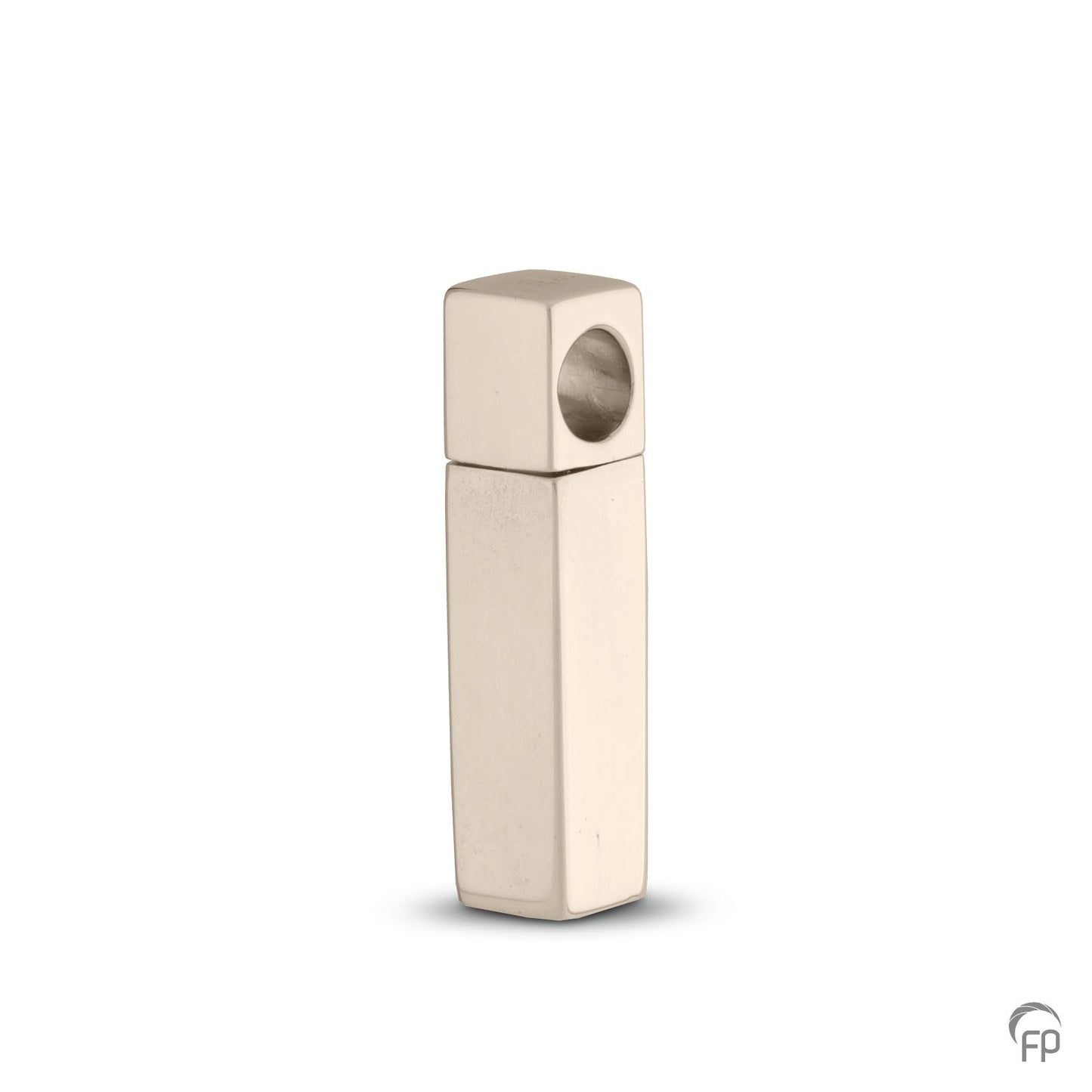 Hanger in buis vorm vierkant, de ashangers uit deze collectie gedenksieraden zijn eenvoudig zelf te vullen en te bestellen in zilver, geelgoud en witgoud