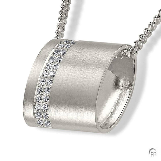 Ashanger met zirkonia's