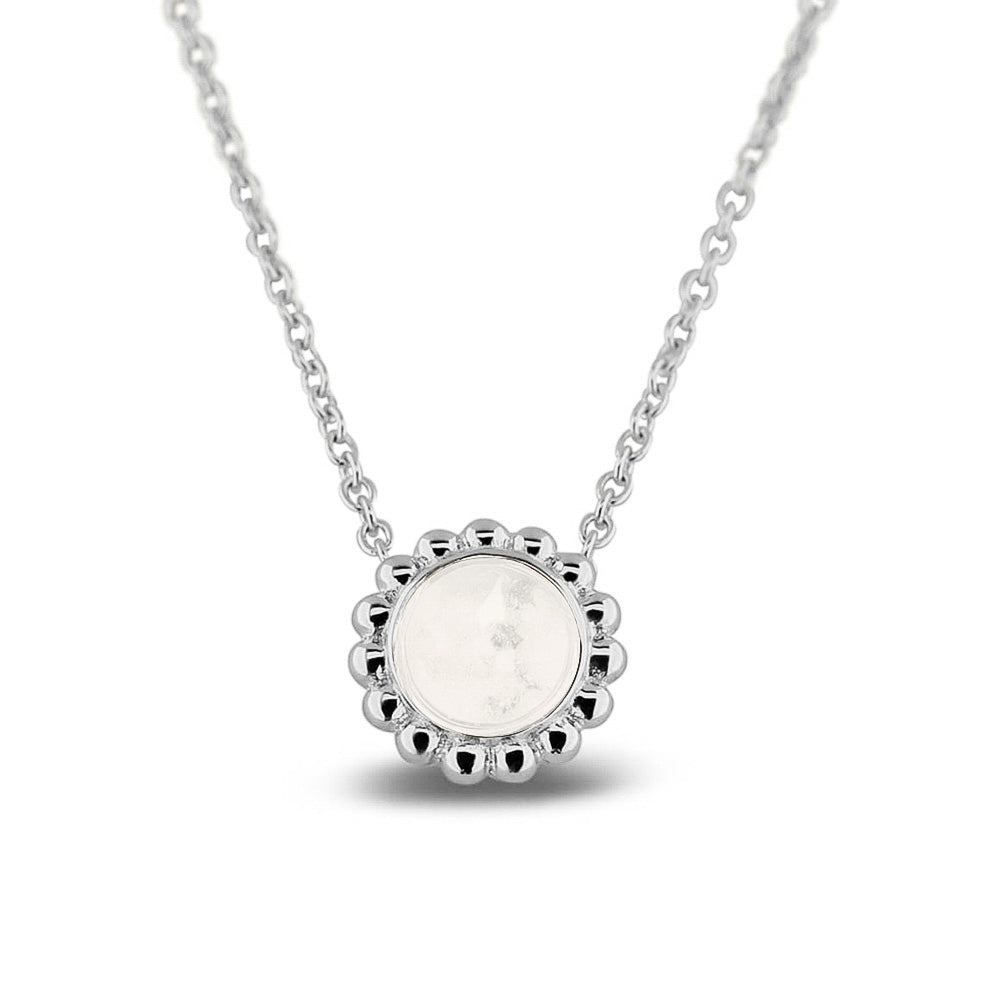 Ashanger, gedenksieraad, waar as en haar in verwerkt wordt. White