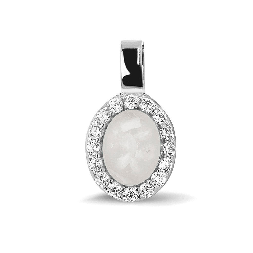 Ashanger, gedenksieraad, waar as en haar in verwerkt wordt. white