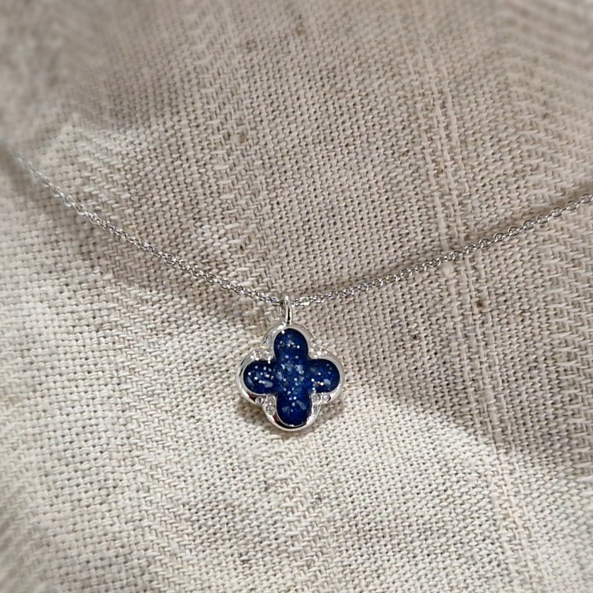 Ashanger als gedenksieraad, klavertje vier.alle