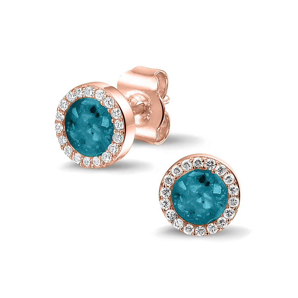 Oorstekers 8 mm rondom afgewerkt met zirkonia's zichtbaar gevuld met as of haar. Turquoise