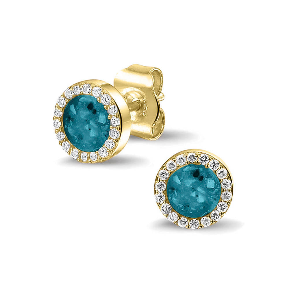 Oorstekers 8 mm rondom afgewerkt met zirkonia's zichtbaar gevuld met as of haar. Turquoise