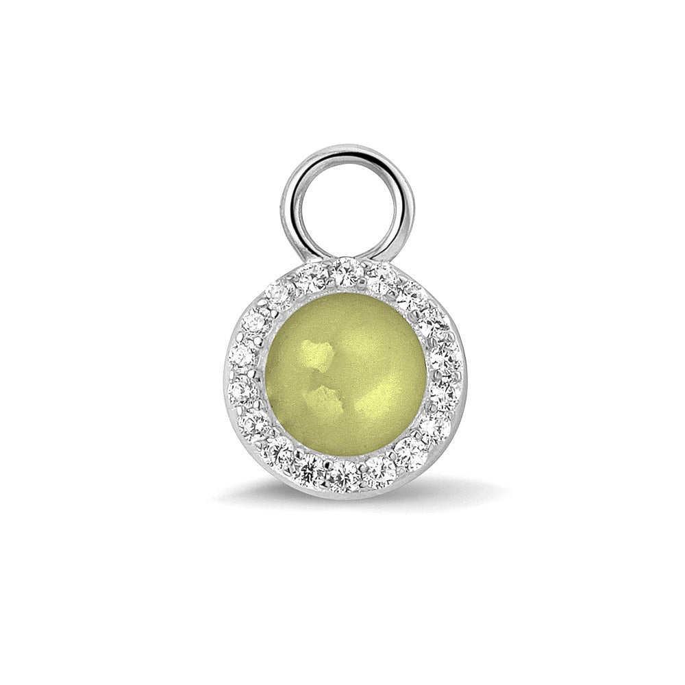Oorhangers 17 mm lang, rondom afgewerkt met zirkonia's, aan de voorzijde zichtbaar gevuld met as of haar. olive.