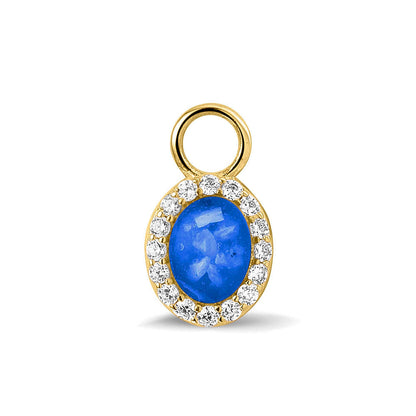 Ovaal gevormde oorhangers, 18 mm lang rondom afgewerkt met zirkonia's, aan de voorzijde zichtbaar gevuld met as of haar. blue.