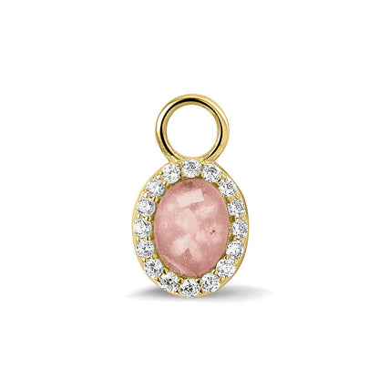 Ovaal gevormde oorhangers, 18 mm lang rondom afgewerkt met zirkonia's, aan de voorzijde zichtbaar gevuld met as of haar.blush .