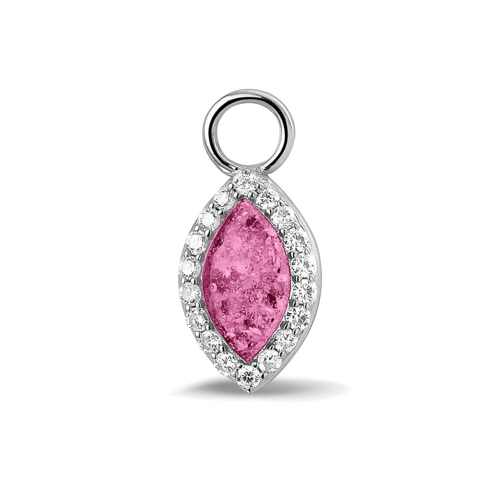 Oorhangers 21 mm lang,rondom afgewerkt met zirkonia's  aan de voorzijde zichtbaar gevuld met as of haar. Fluo