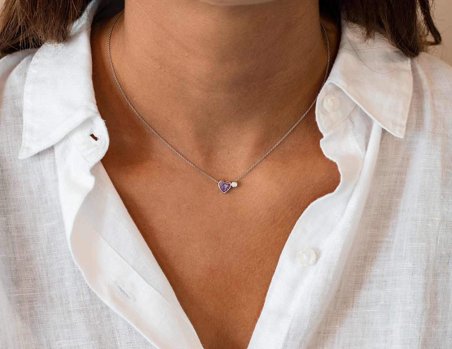 Subtiele charm als gedenksieraad gevuld met as, haar of moedermelk, alle