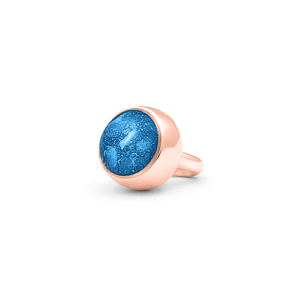 Subtiele charm als gedenksieraad gevuld met as, haar of moedermelk. Marine