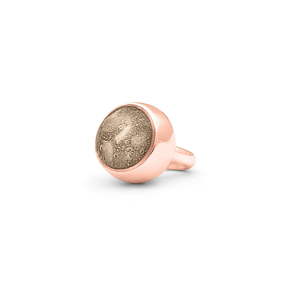 Subtiele charm als gedenksieraad gevuld met as, haar of moedermelk. Transparent
