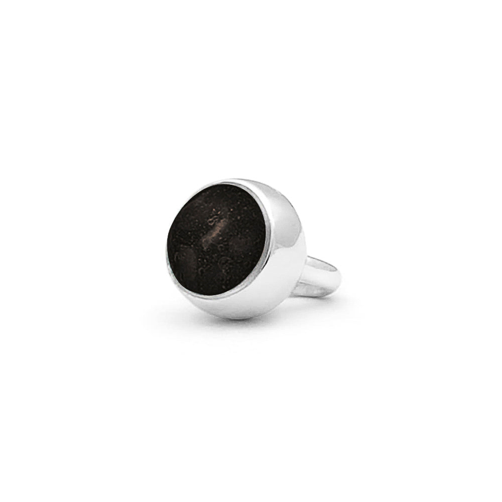 Subtiele charm als gedenksieraad gevuld met as, haar of moedermelk. Black