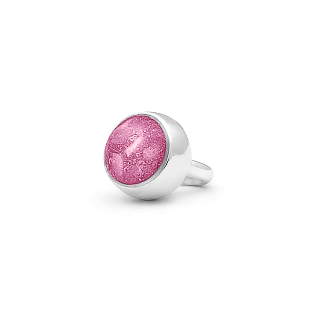 Subtiele charm als gedenksieraad gevuld met as, haar of moedermelk. Fluo