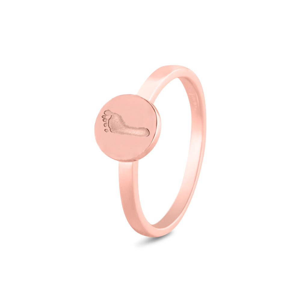 Ring roségoud 2 mm breed voorzien van een gravure. Roségoud