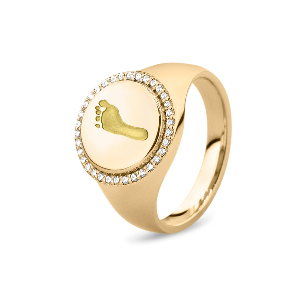  Zegelring geelgoud voorzien van een gravure, rondom afgewerkt met zirkonia's. geelgoud
