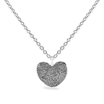 Hanger witgoud hart voorzien van een gravure uit collectie gedenksieraden. Witgoud