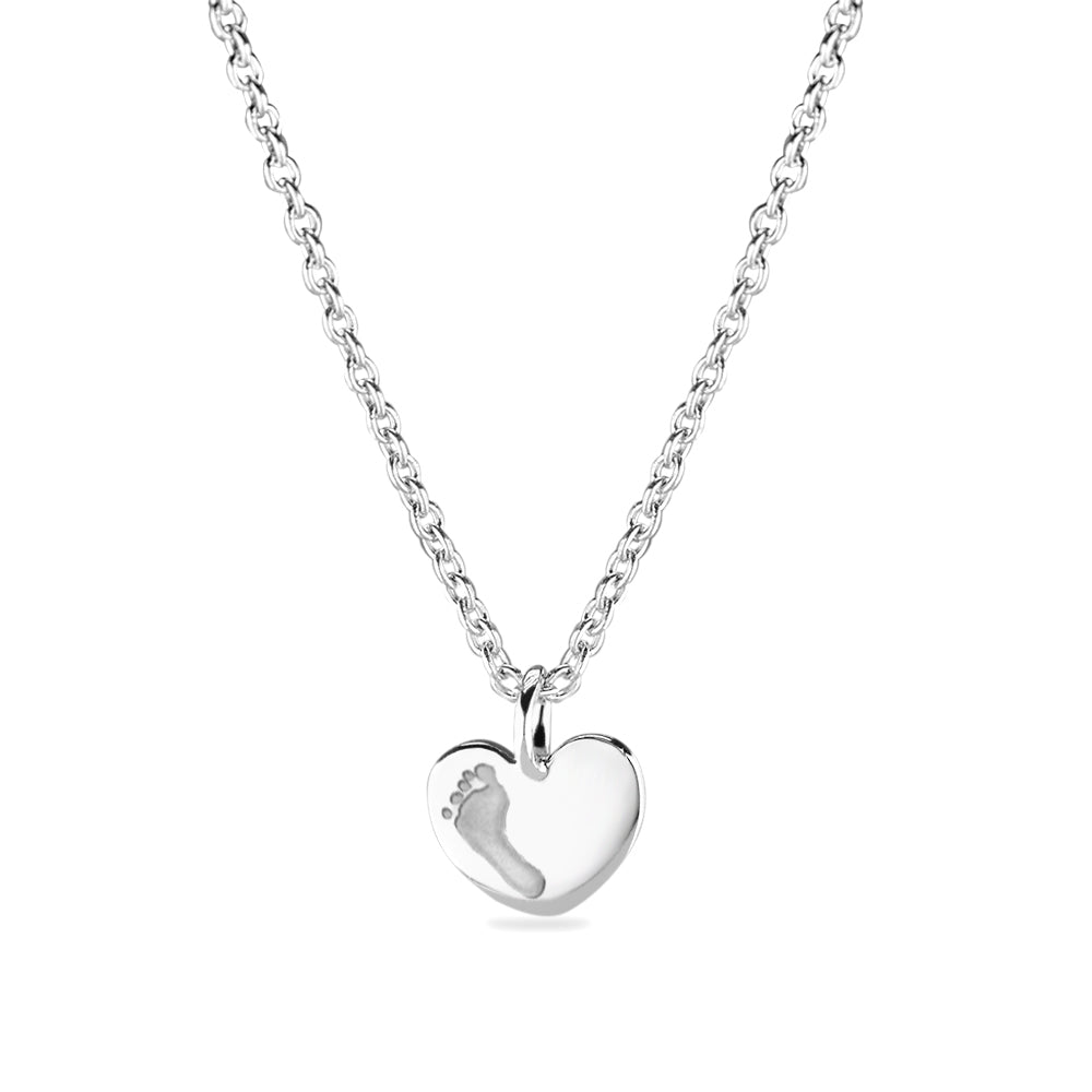 Hanger witgoud hart voorzien van een gravure uit collectie gedenksieraden. witgoud