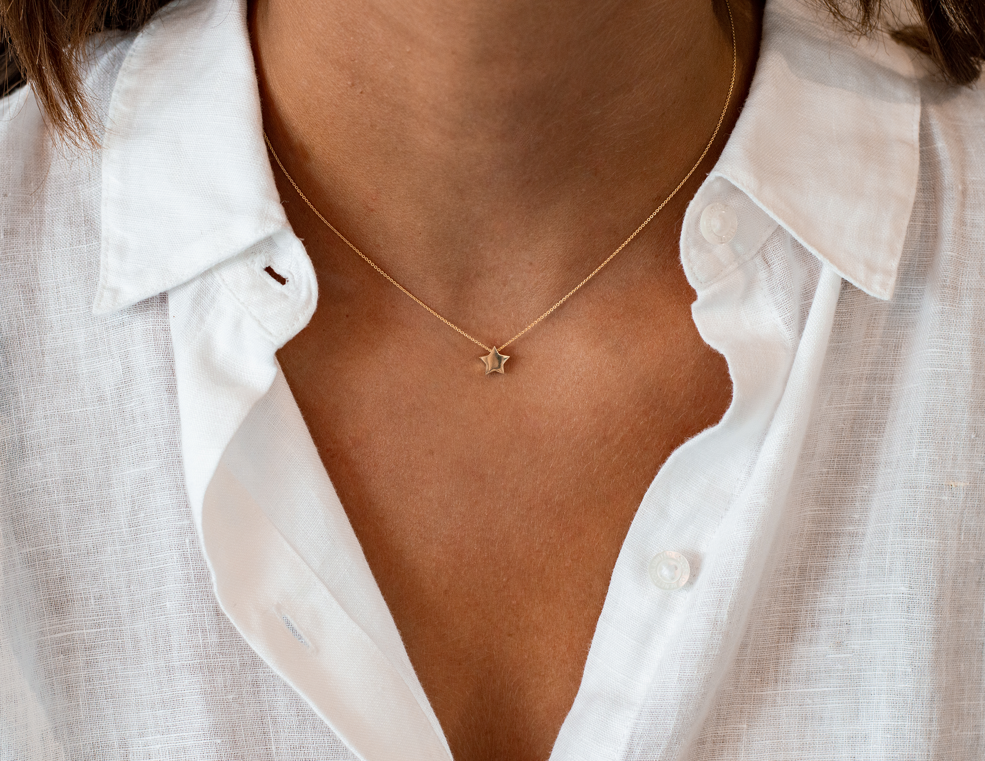 Ashanger ster, gedenksieraad, waar as en haar in verwerkt wordt.alle