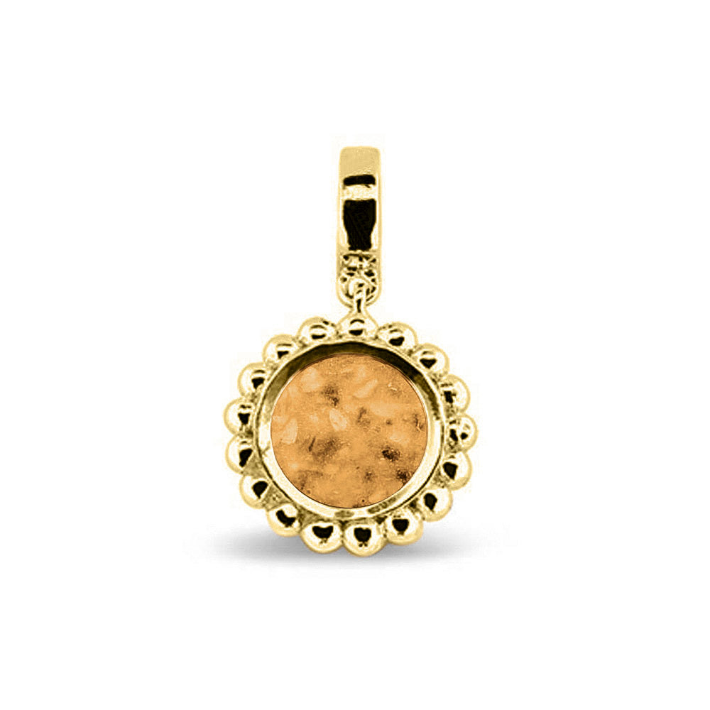 Asbedel die aan de voorzijde zichtbaar gevuld wordt met as of haar. Het vullen en sealen met een keuze in 20 kleuren, wordt in onze ambachtelijke edelsmederij gedaan. Gold