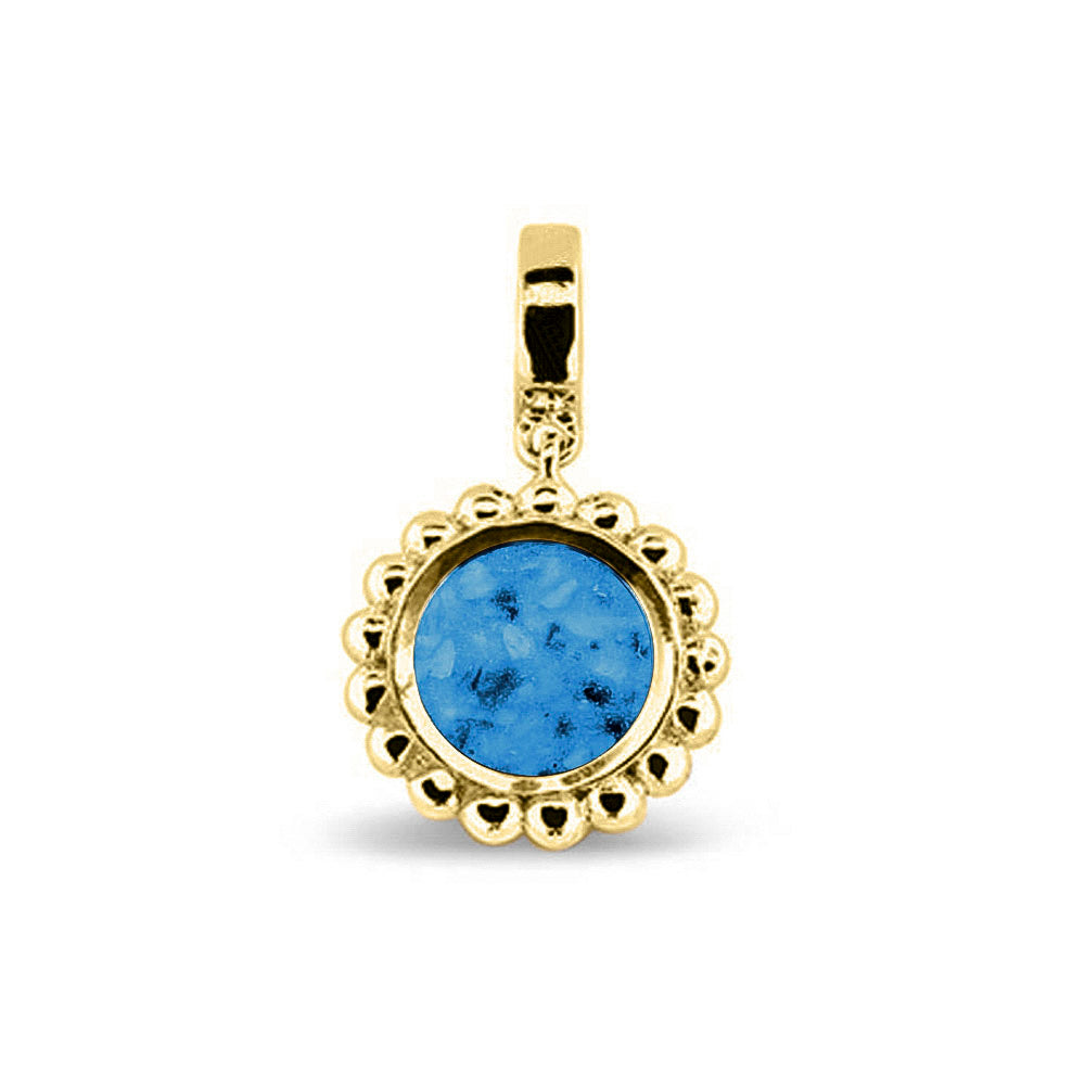 Asbedel die aan de voorzijde zichtbaar gevuld wordt met as of haar. Het vullen en sealen met een keuze in 20 kleuren, wordt in onze ambachtelijke edelsmederij gedaan. Marine