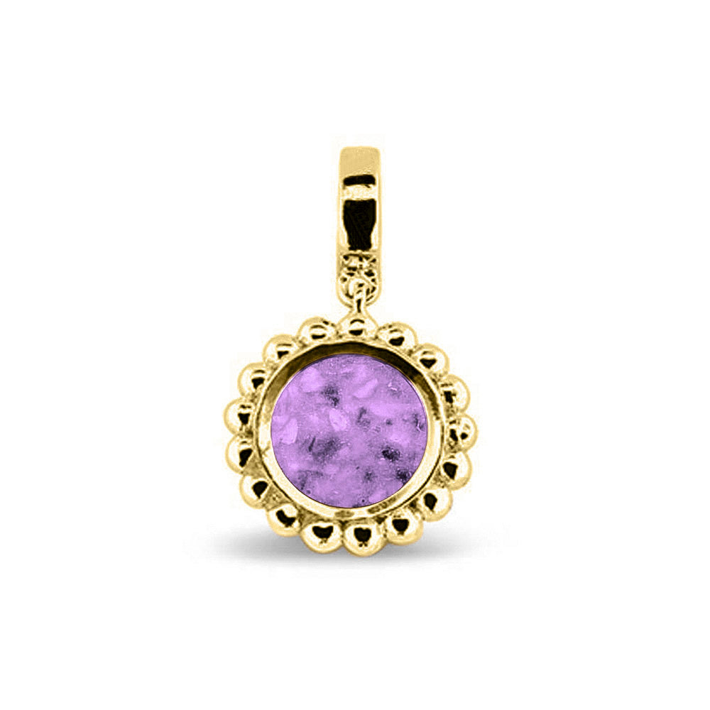 Asbedel die aan de voorzijde zichtbaar gevuld wordt met as of haar. Het vullen en sealen met een keuze in 20 kleuren, wordt in onze ambachtelijke edelsmederij gedaan. Purple