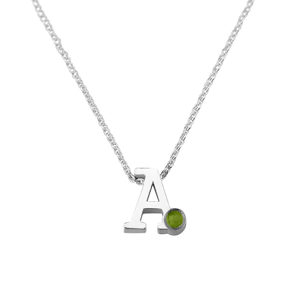 Initiaal/letter ashanger inclusief collier/ketting. Green