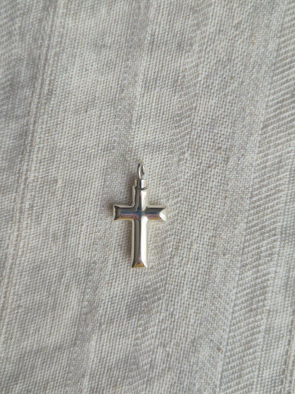 Ashanger Cross Small