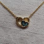 Ashanger hart, gedenksieraad, waar as en haar in verwerkt wordt.alle