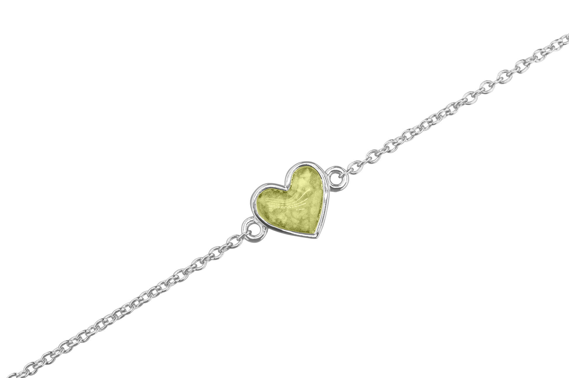 as armband met hartje als gedenksieraad. Olive