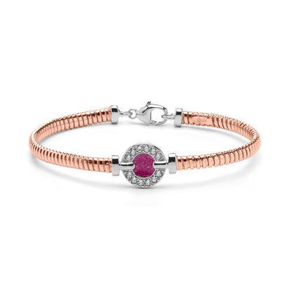 Zilveren vergulde as armband afgewerkt rondom met zirkonia's. fluo