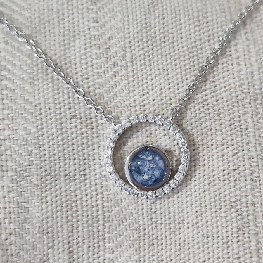 Ashanger, gedenksieraad, waar as en haar in verwerkt wordt.alle