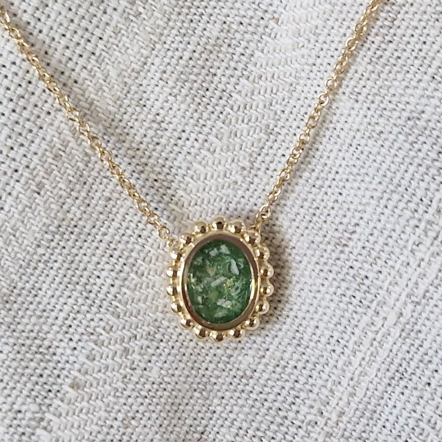 Ashanger, gedenksieraad, waar as en haar in verwerkt wordt.alle