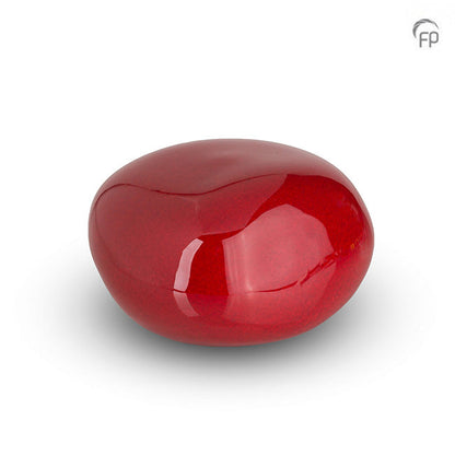 Deze keramische knuffelkeitjes worden op ambachtelijke wijze vervaardigd, waardoor geen enkel keitje hetzelfde is en voorzien van een bijzondere laklaag. 