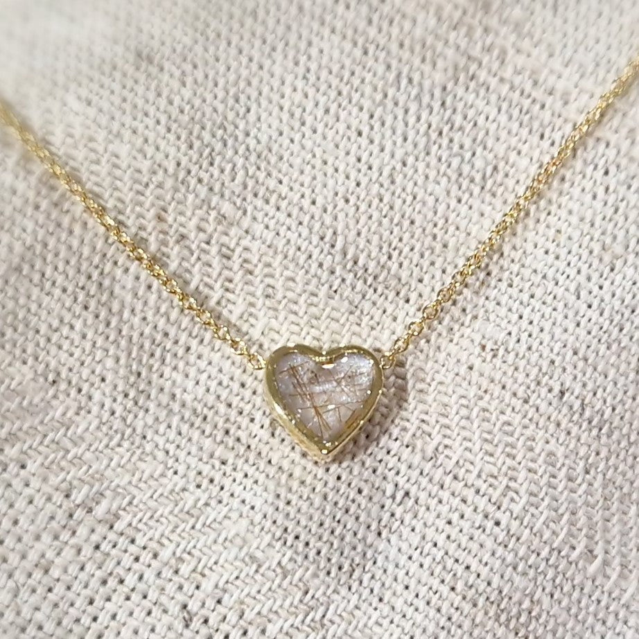 Ashanger hart, gedenksieraad, waar as en haar in verwerkt wordt. Alle