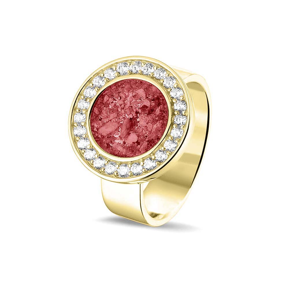 Asring 6 mm uit onze serie gedenksieraden, waar aan de bovenzijde zichtbaar as of haar verwerkt wordt in een rondje, rondom gezet met zirkonia's of diamanten naar keuze. Red