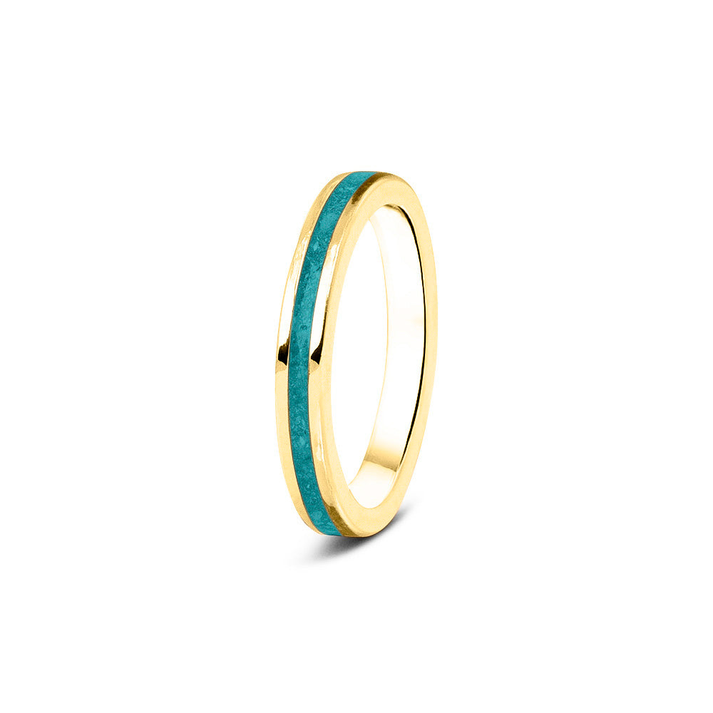 Gedenksieraad, ring 3 mm rondom zichtbaar gevuld met as of haar. Het vullen en sealen met onze speciale hars wordt in onze ambachtelijke edelsmederij gedaan. Aqua