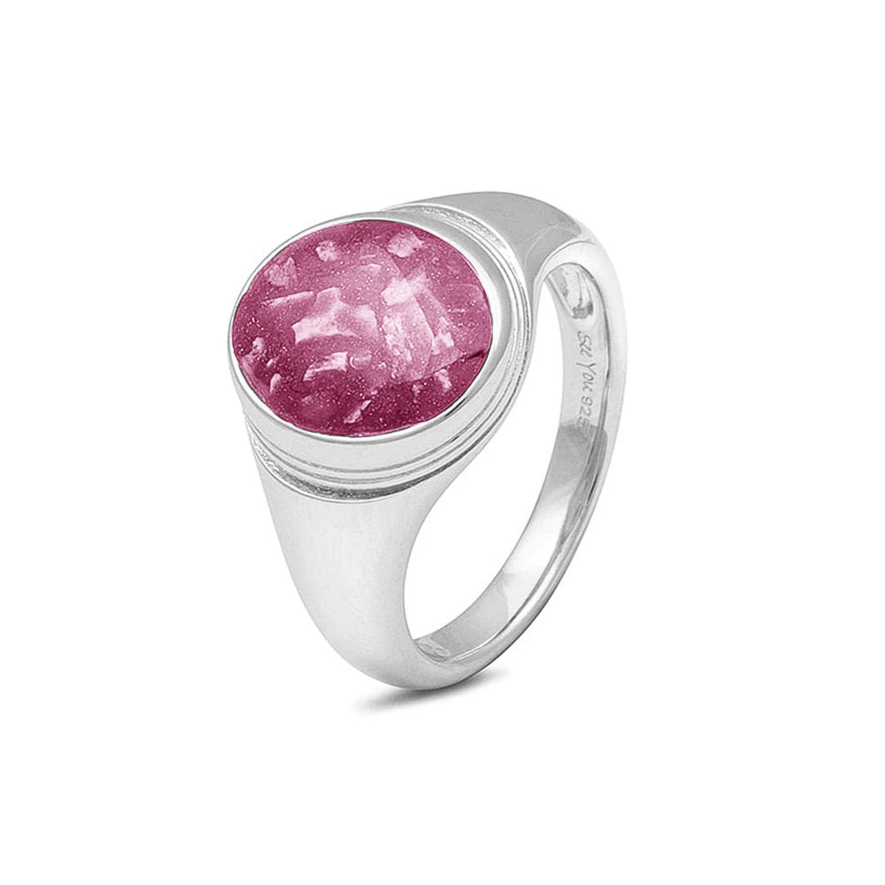 Ovale zegelring waar as of haar  in verwerkt wordt, een prachtig gedenksieraad. Fluo