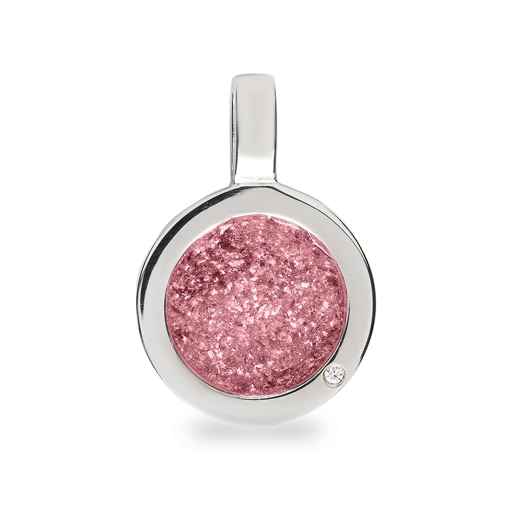 Ronde platte ashanger, gedenksieraad, waar as en haar in verwerkt wordt. Soft