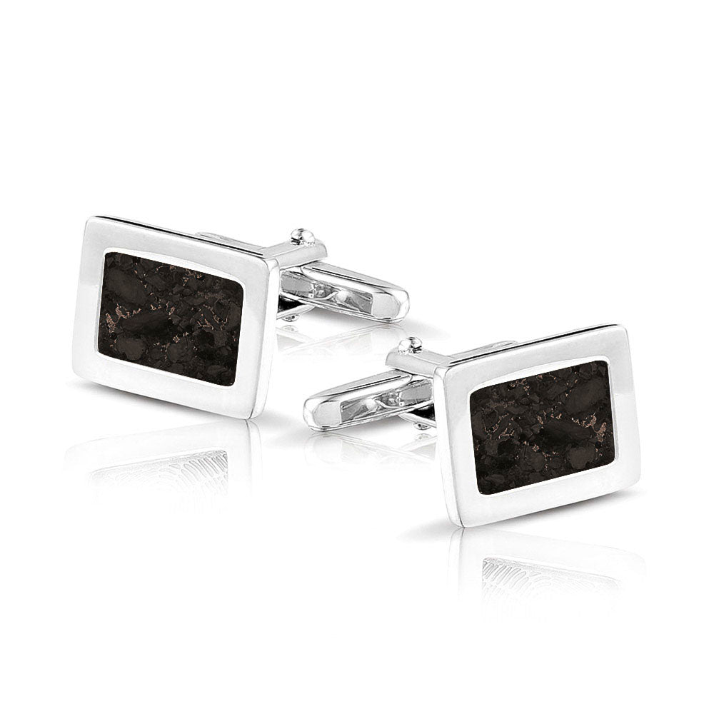 Manchetknopen met as, zichtbaar gevuld, als herinneringssieraad. black