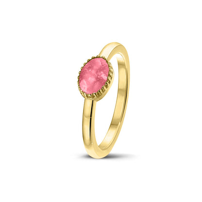 Afmeting ovaal: 8x6 mm, Ringband: 1.5 mm. Gedenksieraad, ring met een hartje er boven op , waar zichtbaar as of haar  in verwerkt wordt. Soft