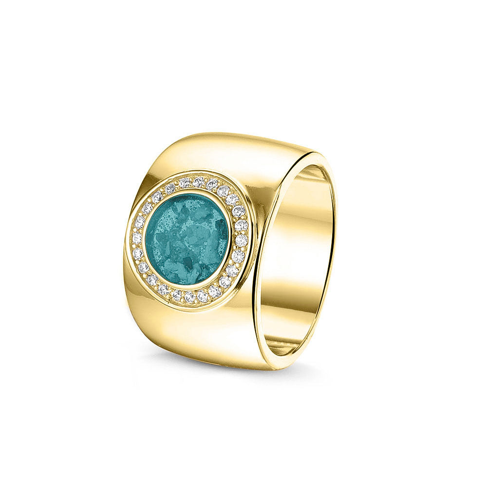 Gladde ring 8 mm uit onze serie gedenksieraden, waar aan de bovenzijde zichtbaar as of haar verwerkt wordt in een rondje, rondom gezet met zirkonia's of diamanten naar keuze. aqua