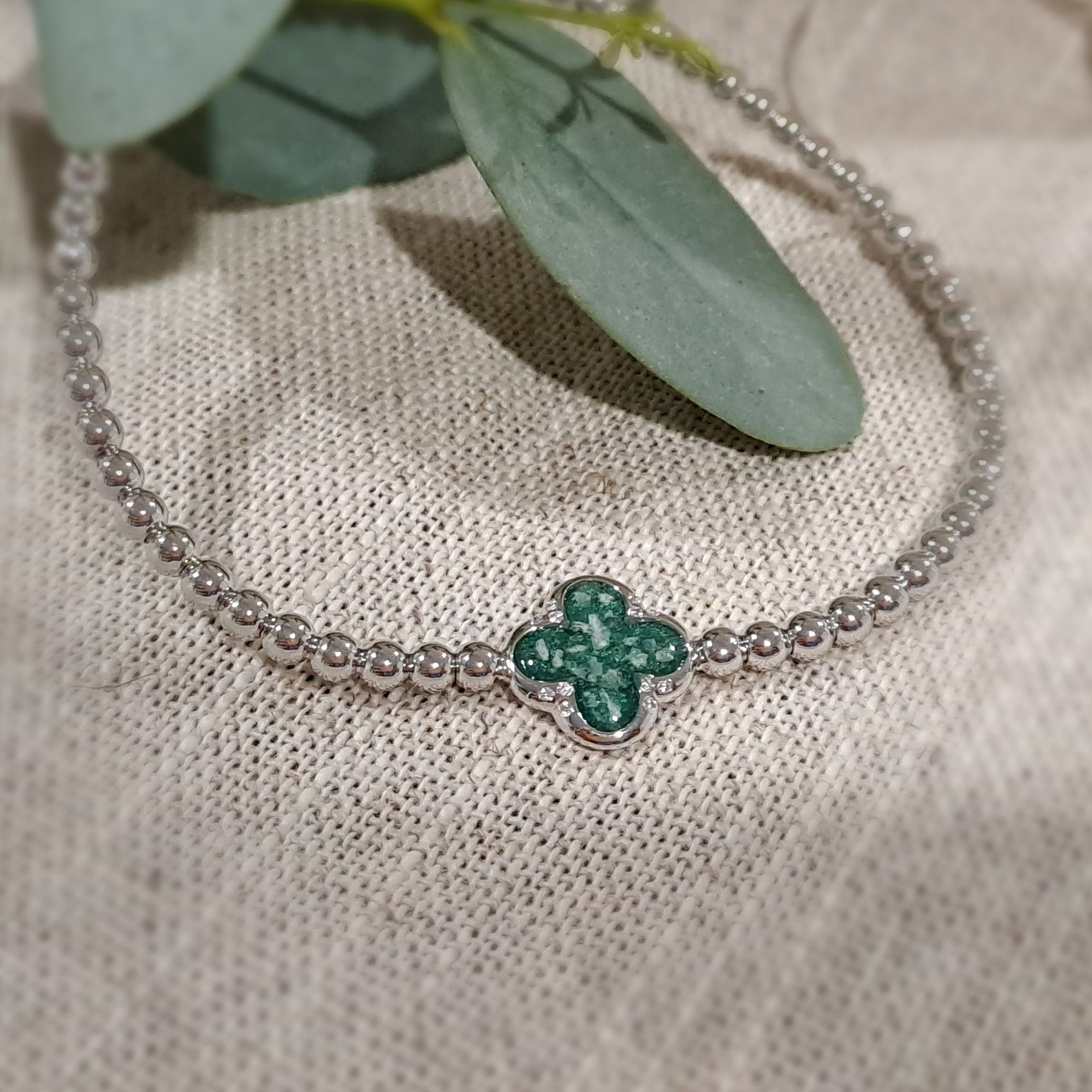 Flexibele as armband met compartiment voor as of haar, gedenksieraden. Alle