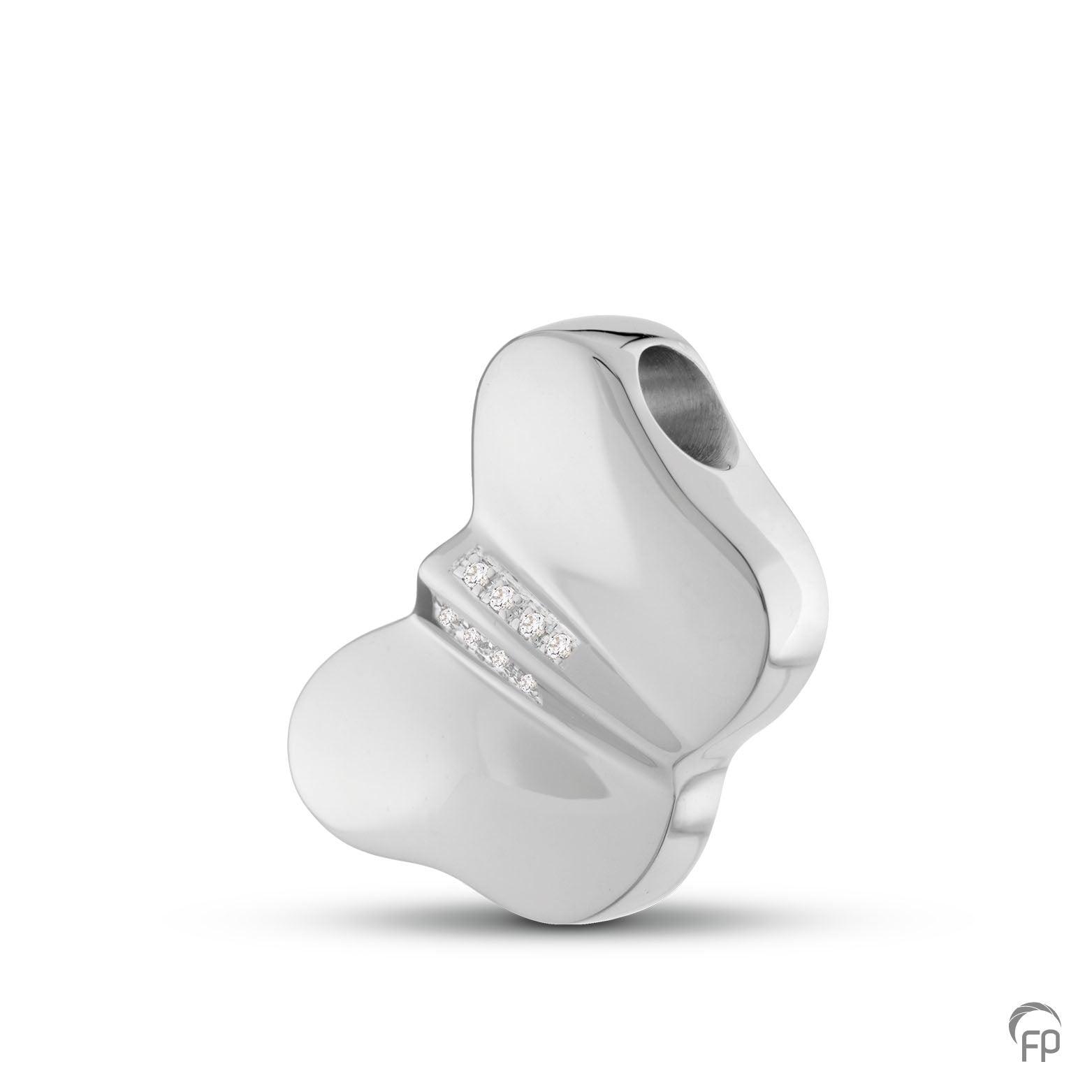 Vlinder hanger, in zilver uitgevoerd met zirkonia's, in goud met diamanten.  De ashangers uit deze collectie gedenksieraden zijn eenvoudig zelf te vullen. 