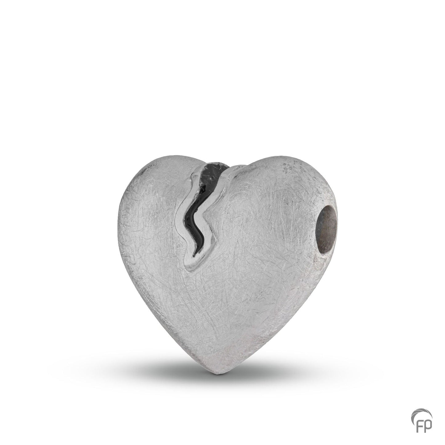 Hanger in hartvorm,de ashangers uit deze collectie gedenksieraden zijn eenvoudig zelf te vullen en te bestellen in zilver, geelgoud en witgoud