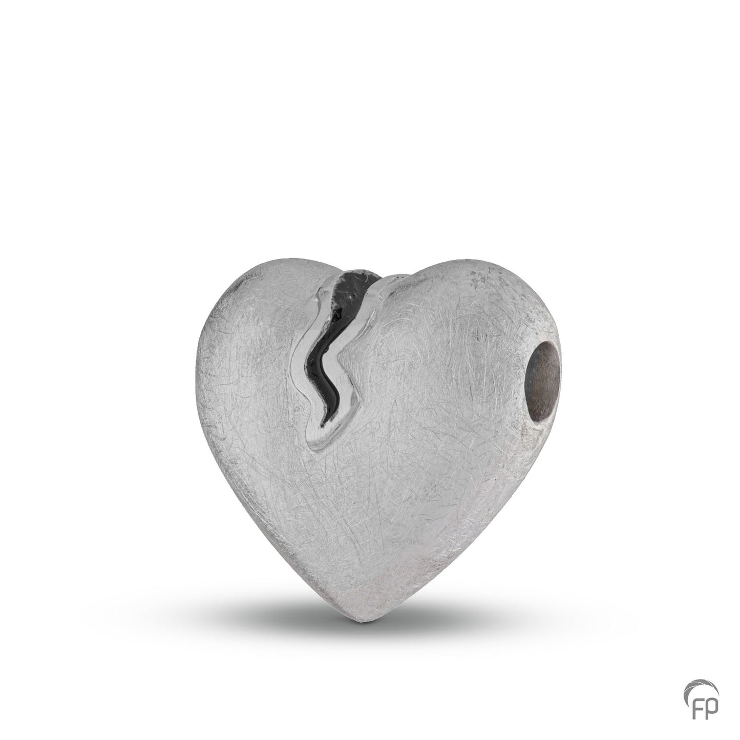 Hanger in hartvorm,de ashangers uit deze collectie gedenksieraden zijn eenvoudig zelf te vullen en te bestellen in zilver, geelgoud en witgoud
