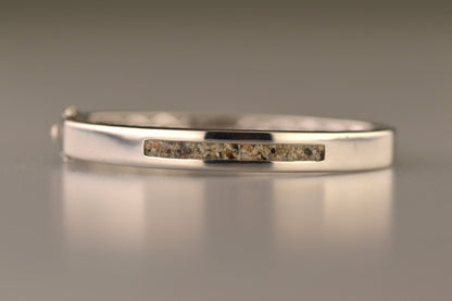 Roségouden as armband die  gevuld kan worden met as of haar