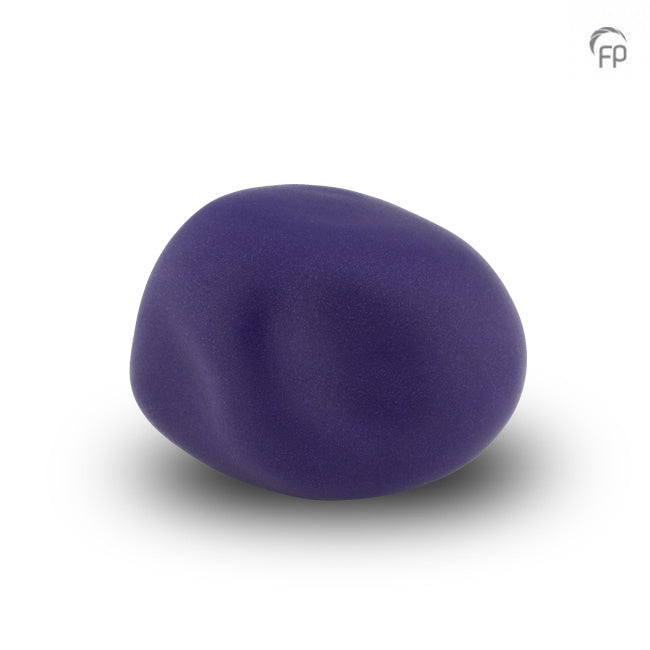 Deze keramische knuffelkeitjes worden op ambachtelijke wijze vervaardigd, waardoor geen enkel keitje hetzelfde is en voorzien van een bijzondere laklaag. 